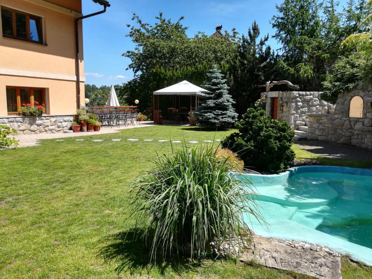 Pension Král Jablonec nad Nisou Bagian luar foto